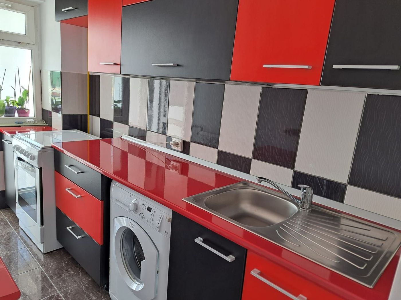 De inchiriat apartament cu o camera, Gara, etaj 4, 300 euro - foto 8