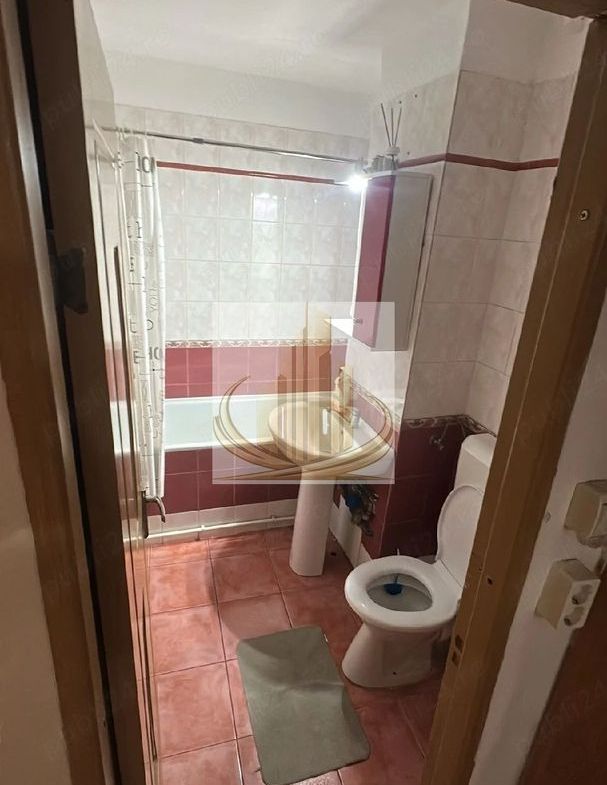Apartament 2 Camere Decomandat | Zona Lipovei, Etaj 3 - foto 2