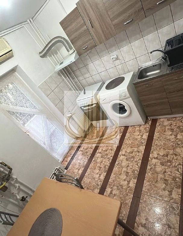 Apartament 2 Camere Decomandat | Zona Lipovei, Etaj 3 - foto 4