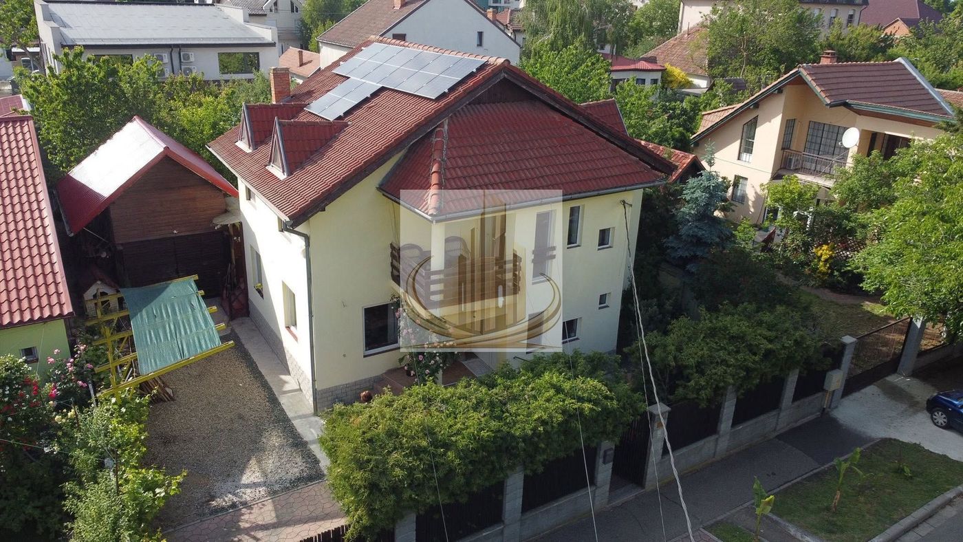 Casă P+E+Pod înalt, teren 574 mp, garaj și fotovoltaice – Zona Lipovei - foto 2