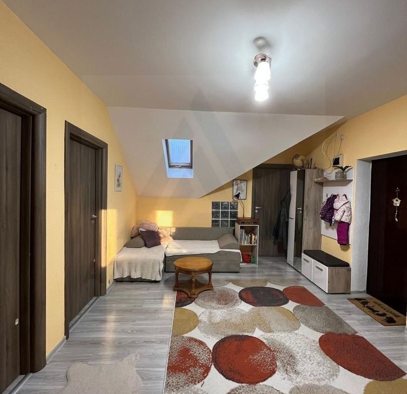 Apartament 3 camere 2 balcoane bucatarie inchisa in zona Strand II - foto 5