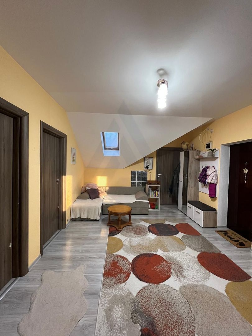 Apartament 3 camere 2 balcoane bucatarie inchisa in zona Strand II - foto 5