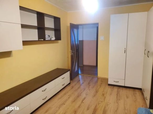 De vanzare apartament cu 3 camere, Mazepa 1, etaj 4, 68.000 euro - foto 2