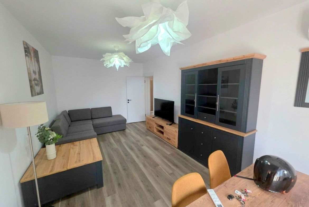 De inchiriat apart. cu 3 camere, zona Facultatea de Mecanica, et. 1, 800 E - foto 2
