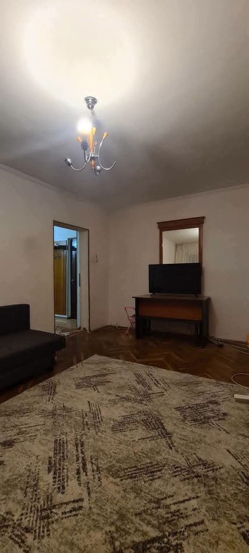 De vanzare apartament cu 2 camere, central, Bloc BR, et. 2, 76.000 euro - foto 6 De vanzare apartament cu 2 camere, central, Bloc BR, et. 2, 76.000 euro - foto 6