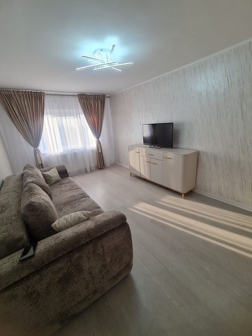 De vanzare apartament apartament cu 2 camere,  Micro 16, etaj 4, 72.000 E - Imagine principala