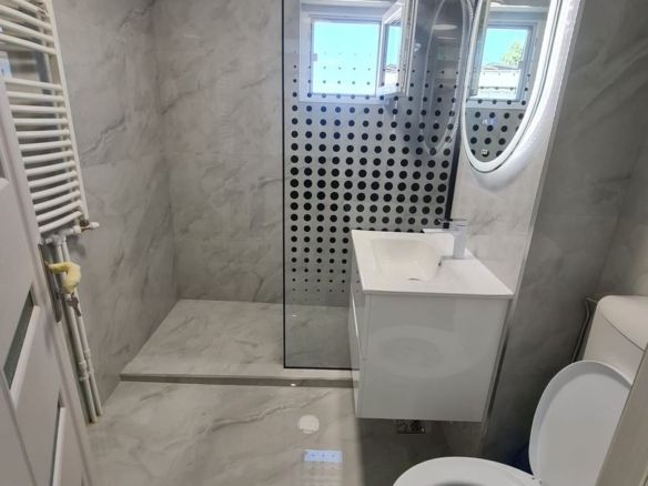 De vanzare apartament apartament cu 2 camere,  Micro 16, etaj 4, 72.000 E - foto 3