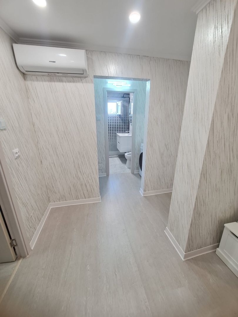 De vanzare apartament apartament cu 2 camere,  Micro 16, etaj 4, 72.000 E - foto 7