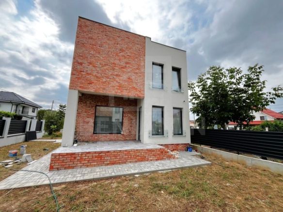 Casa Moderna P+1-Toate Utilitatile-140mp -3 Dormitoare-3Bai-Zona Ford - foto 2