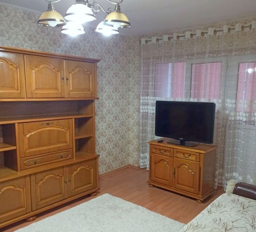 De Inchiriat apartament 2 camere, Micro 18, etaj 6, 1600 lei - foto 2