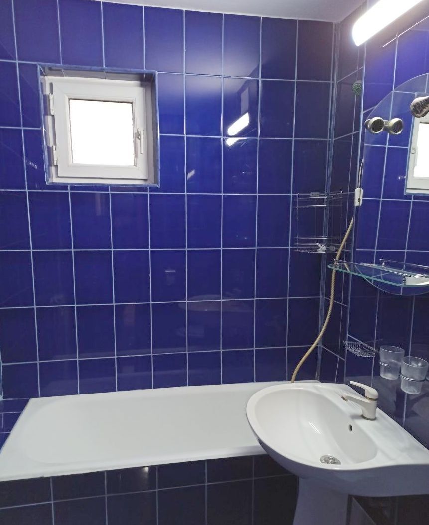 De Inchiriat apartament 2 camere, Micro 18, etaj 6, 1600 lei - foto 4 De Inchiriat apartament 2 camere, Micro 18, etaj 6, 1600 lei - foto 4