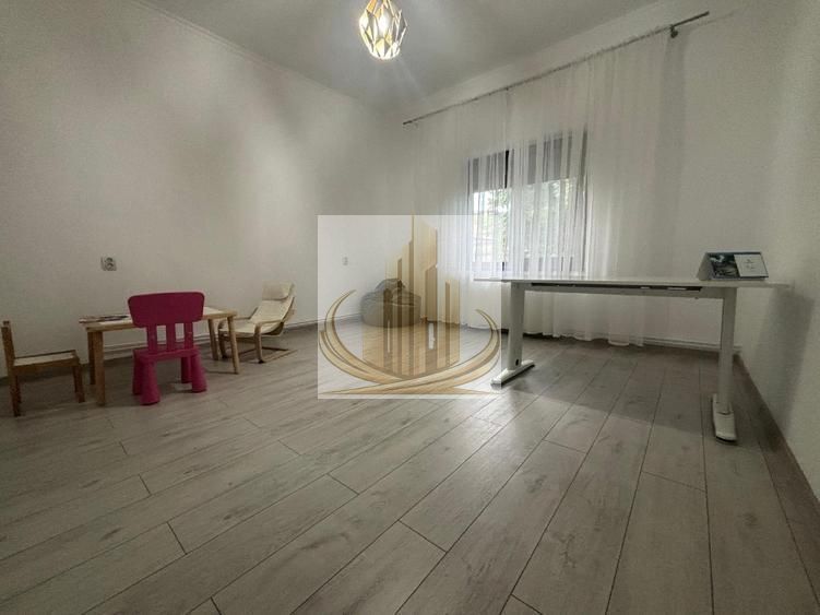 Casă de închiriat cu 4 camere – ideală pentru birouri, cabinete,sediu - foto 5