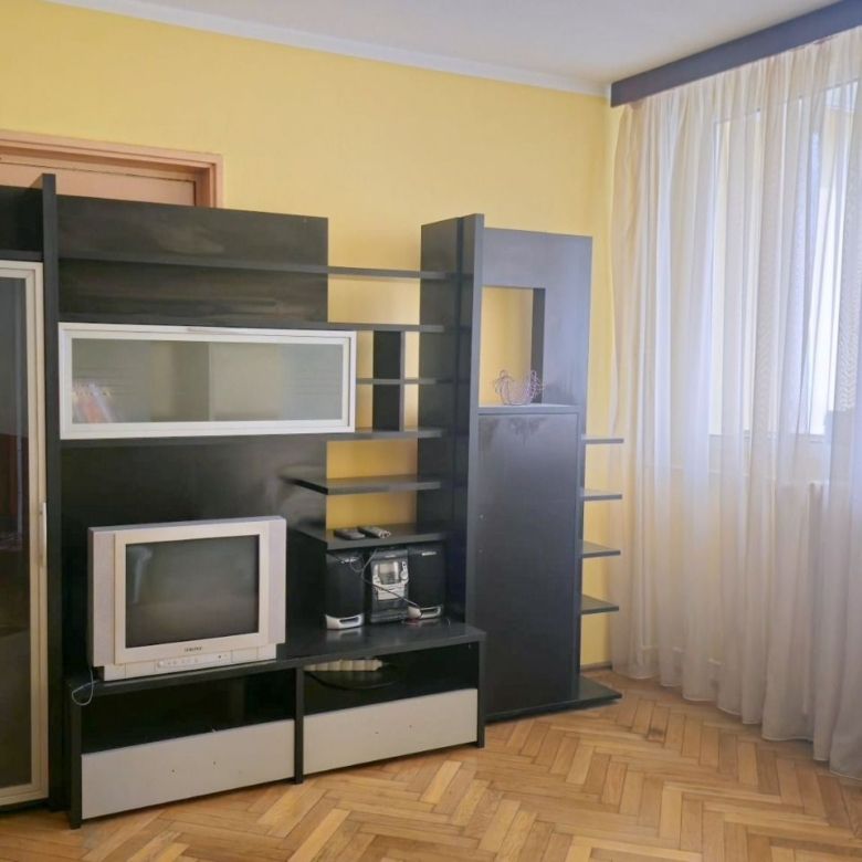 De vanzare apartament cu 3 camere, Tiglina 1, etaj 2, 62.000 euro - Imagine principala