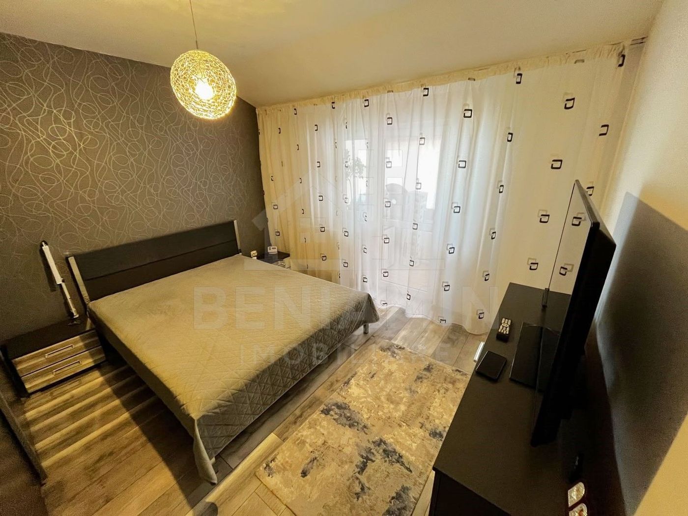 2 Camere- Decomandat-65mp-CT-Mobilat-Utilat-Loc De Parcare-Craiovita - foto 4