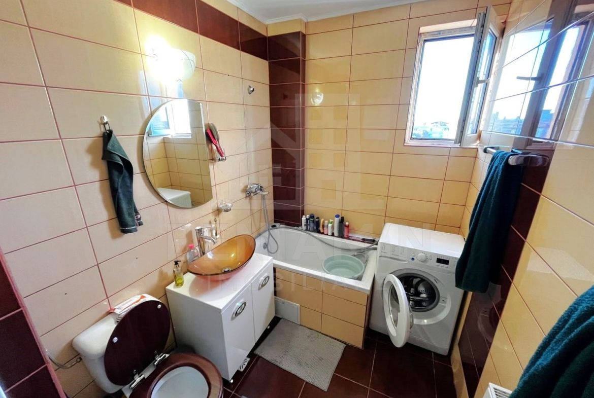 2 Camere- Decomandat-65mp-CT-Mobilat-Utilat-Loc De Parcare-Craiovita - foto 7
