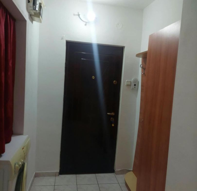 De inchiriatapartament o cameră Tiglina1, etaj 3, 300 euro - foto 4