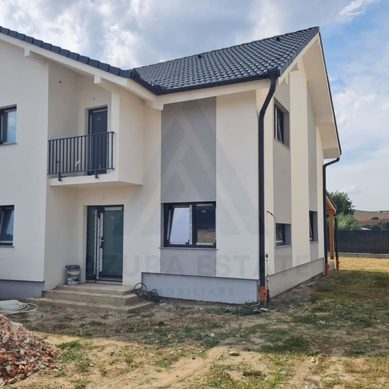 Casa 4 camere 2 bai terasa acoperita si teren 334 mp in Sura Mare - Imagine principala