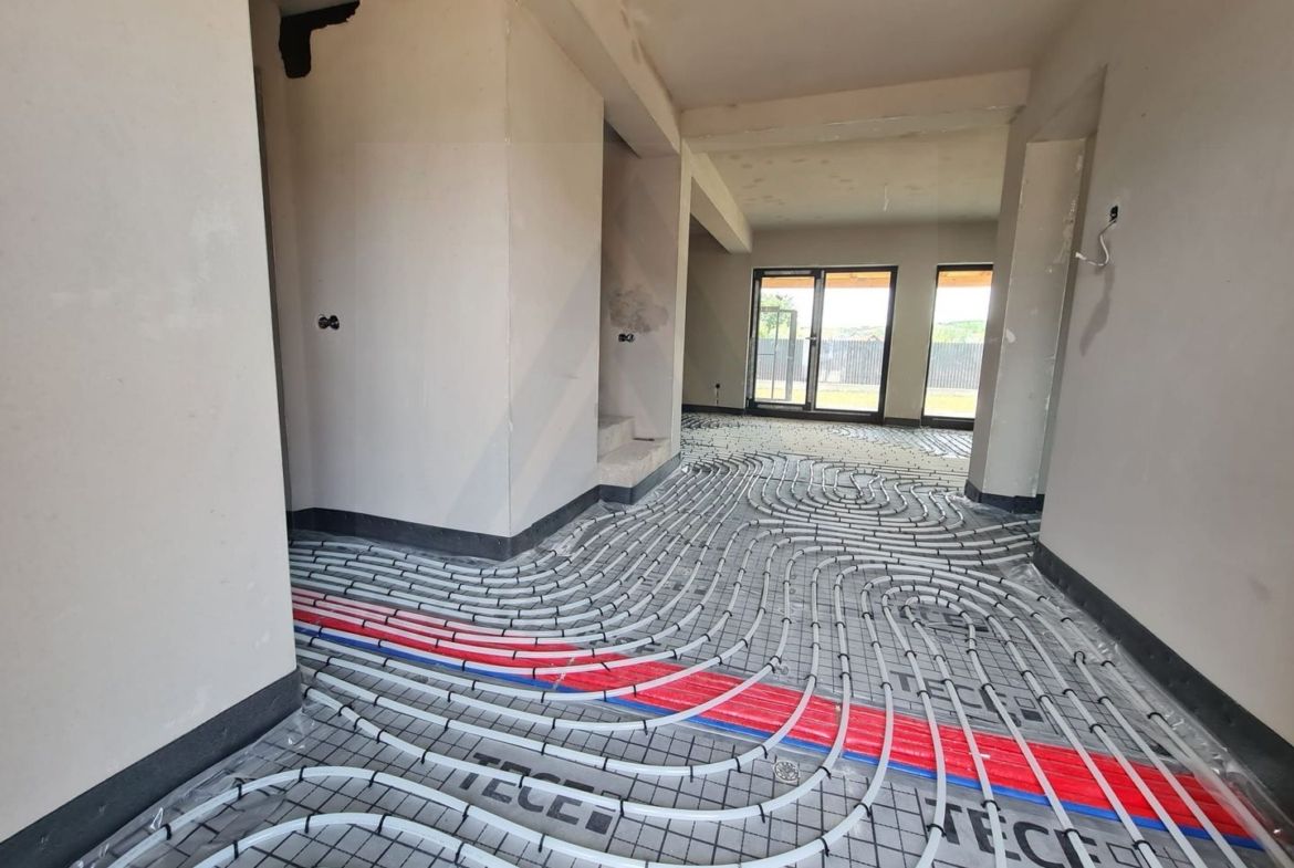 Casa 4 camere 2 bai terasa acoperita si teren 334 mp in Sura Mare - foto 7