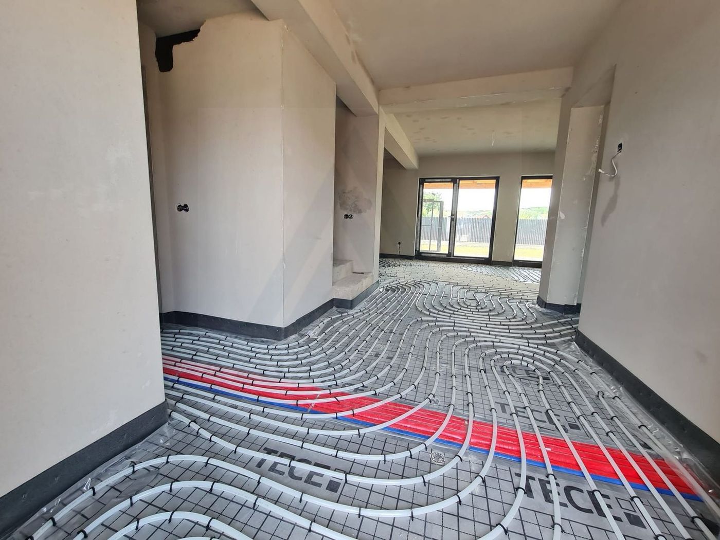 Casa 4 camere 2 bai terasa acoperita si teren 334 mp in Sura Mare - foto 7