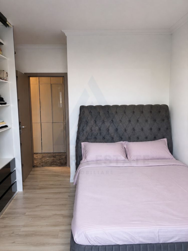 Apartament 3 camere  Curte proprie  Complet mobilat și utilat - foto 4
