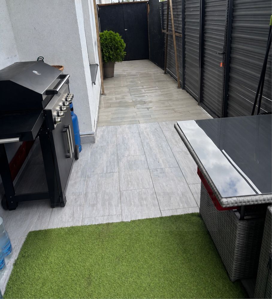 Apartament 3 camere  Curte proprie  Complet mobilat și utilat - foto 7