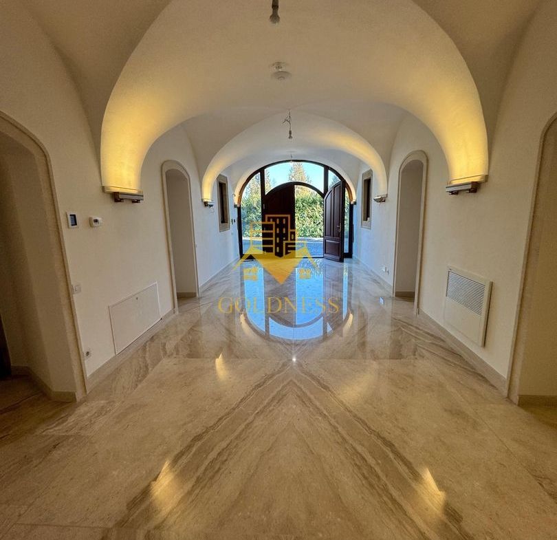 Casă individuală, finisaje Premium, curte 500mp, Gruia, Zona Belvedere - foto 2