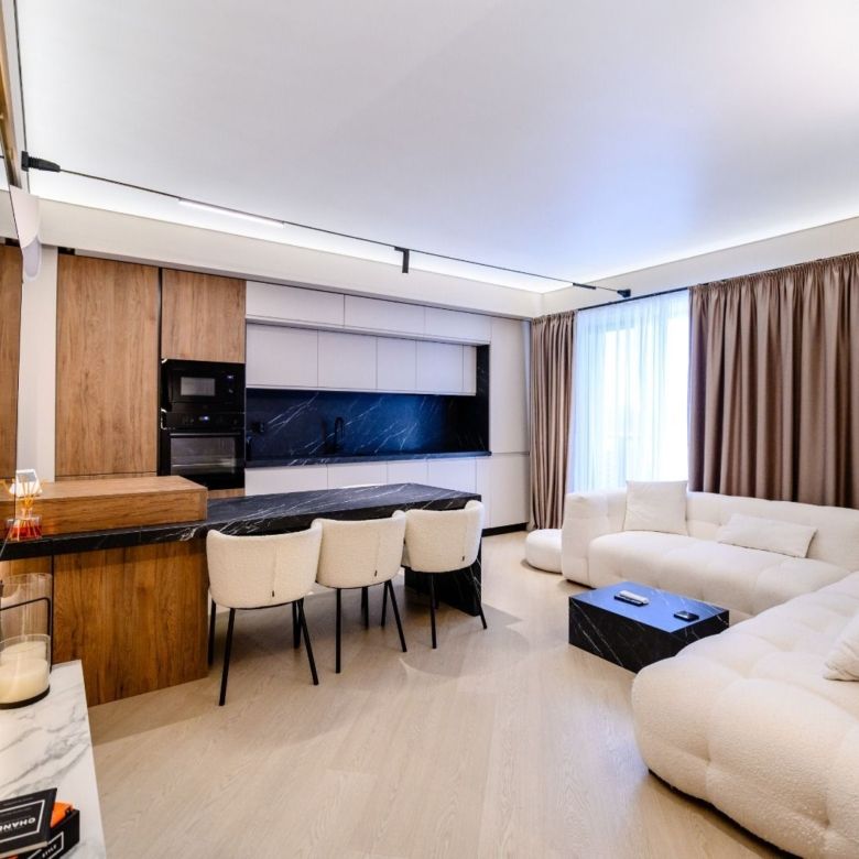 CORTINA NORTH | Apartament exclusivist | Parcare inclusa | Balcon 9 mp - Imagine principala