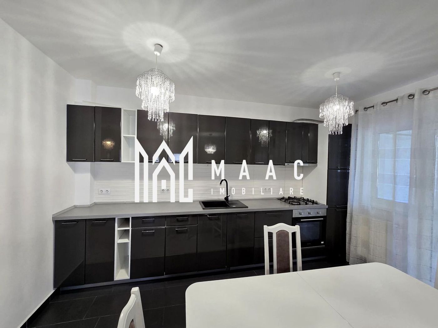 Apartament 3 camere de închiriat | Sibiu | terasă | 2 parcări - foto 6