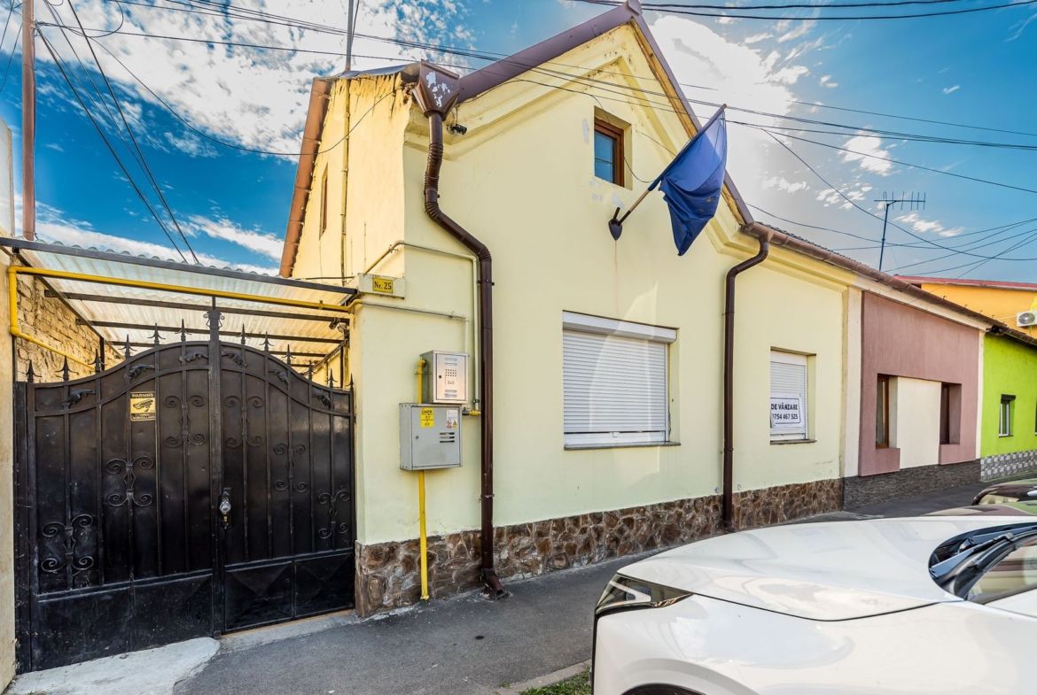 Apartament la cheie cu 2 camere la casa in Parneava Comision 0% - foto 2