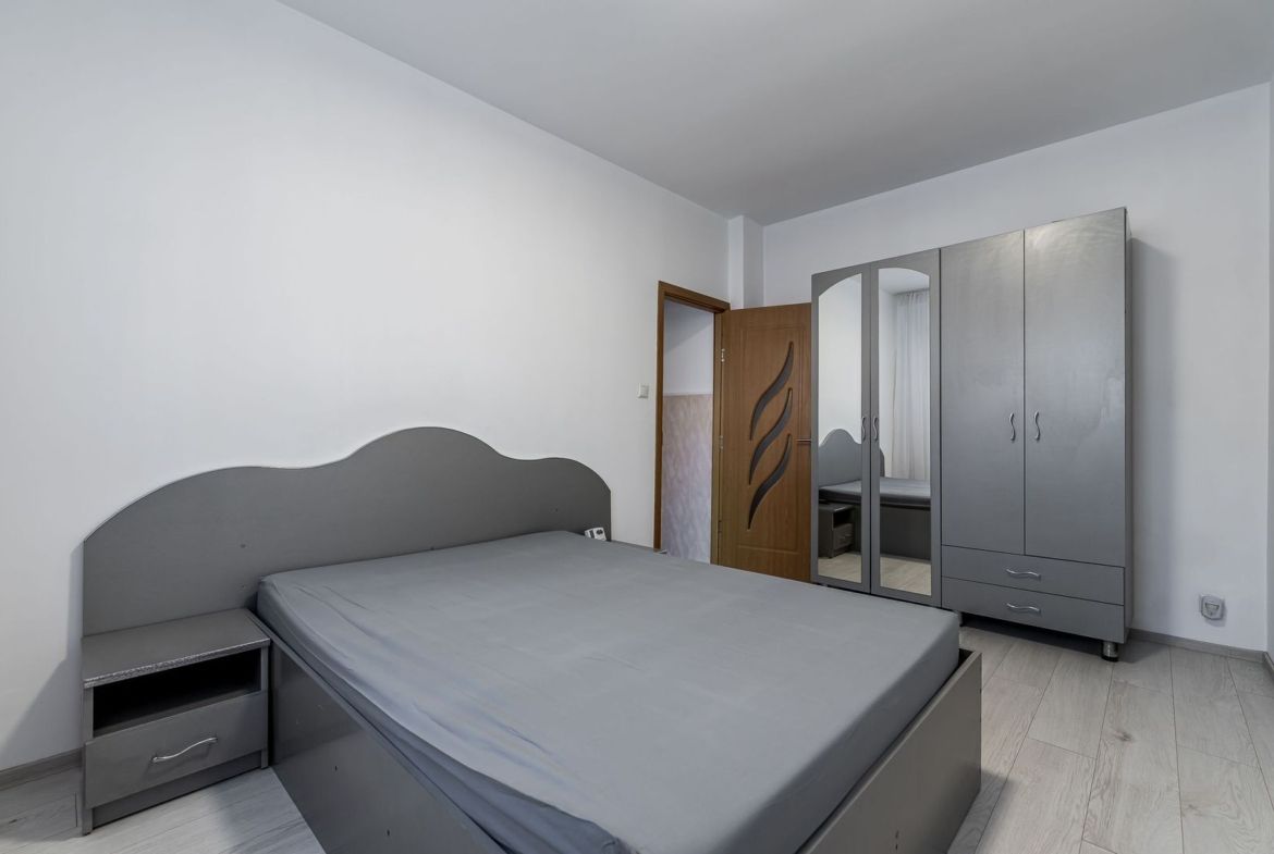Apartament la cheie cu 2 camere la casa in Parneava Comision 0% - foto 6