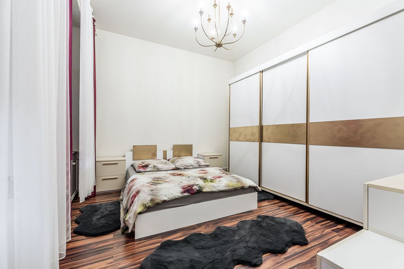 APARTAMENT ULTRACENTRAL | STR. UNIRII | MONUMENT ISTORIC - COMISION 0 - foto 3