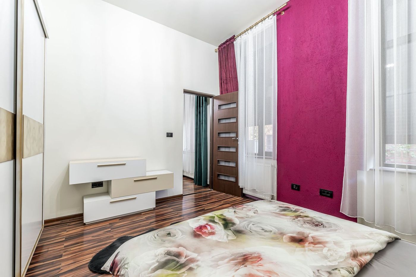 APARTAMENT ULTRACENTRAL | STR. UNIRII | MONUMENT ISTORIC - COMISION 0 - foto 4