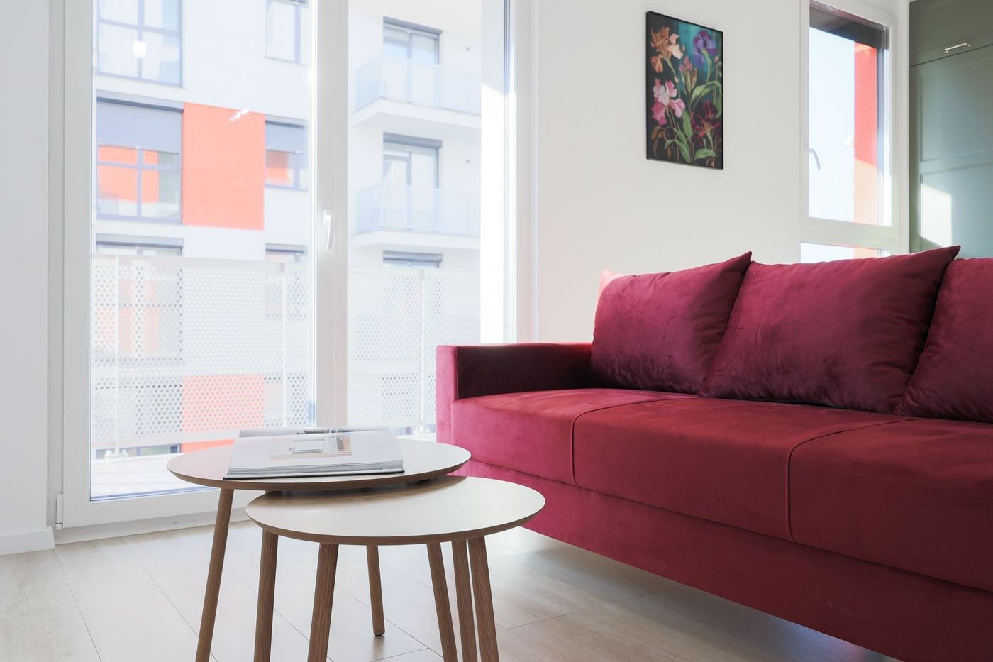 Apartament cu 2 camere NOU, finisat cu Chirias inclus - foto 2