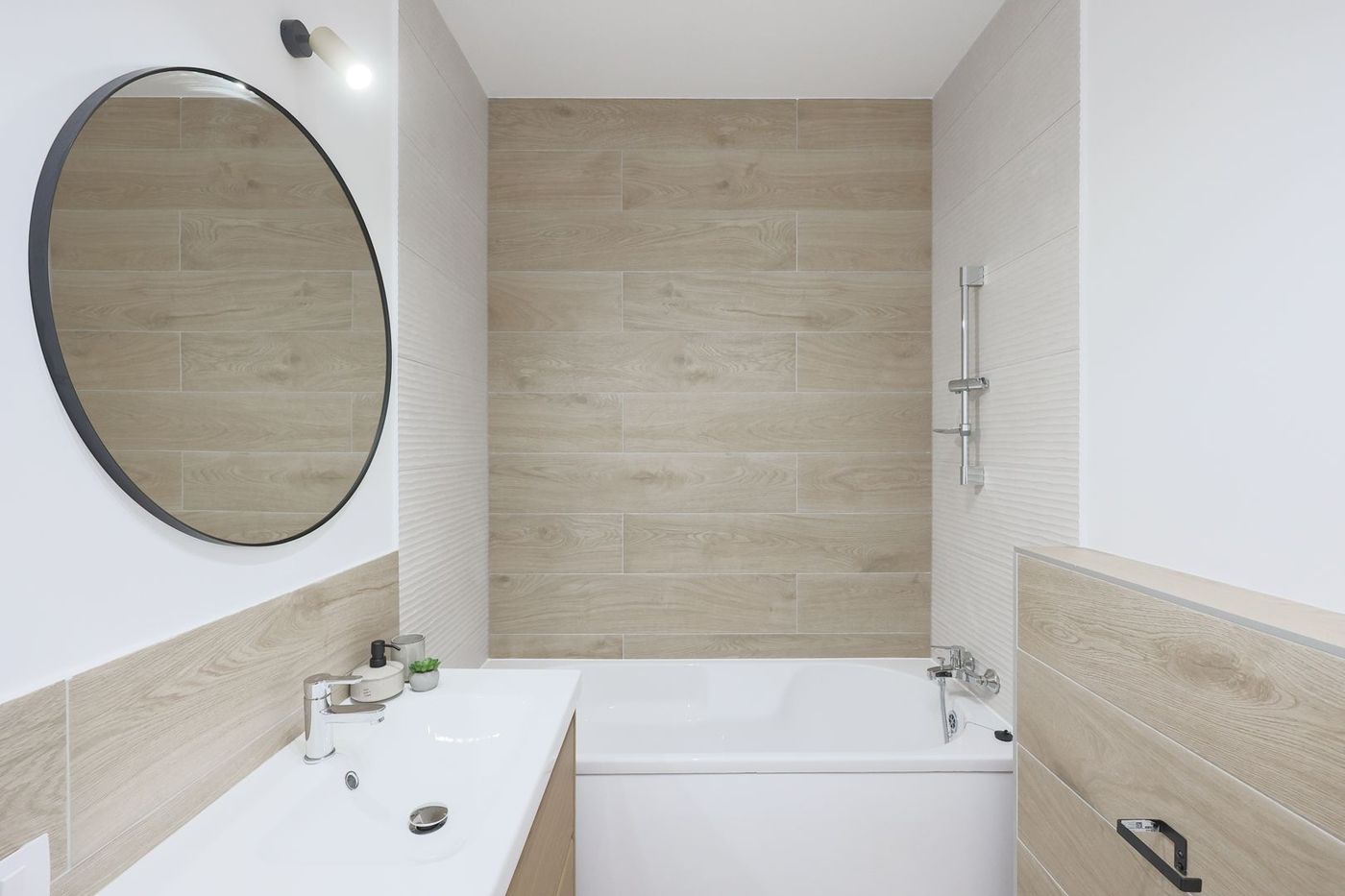 Apartament cu 2 camere NOU, finisat cu Chirias inclus - foto 6