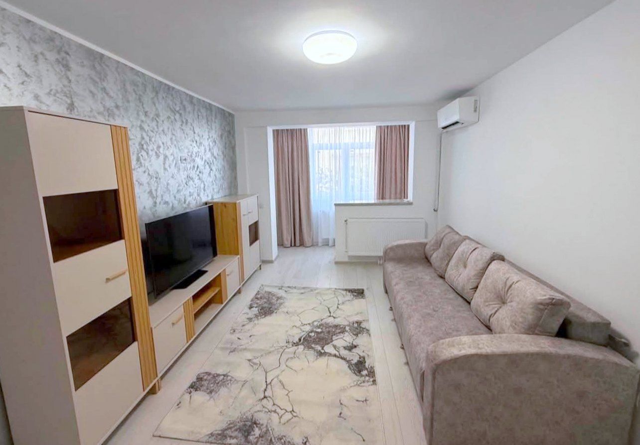 De inchiriat - 2 camere Micro 17, renovat integral, prima inchiriere - Imagine principala De inchiriat - 2 camere Micro 17, renovat integral, prima inchiriere - Imagine principala