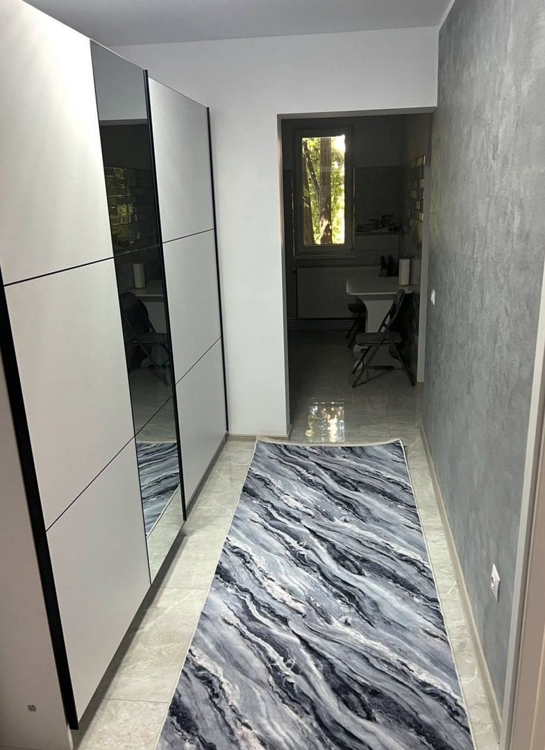 De inchiriat - 2 camere Micro 17, renovat integral, prima inchiriere - foto 3 De inchiriat - 2 camere Micro 17, renovat integral, prima inchiriere - foto 3