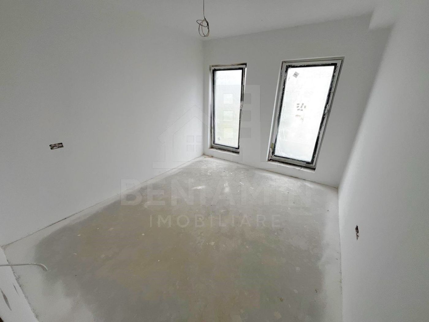 Casa Moderna P+1-Toate Utilitatile-140mp -3 Dormitoare-3Bai-Zona Ford - foto 8