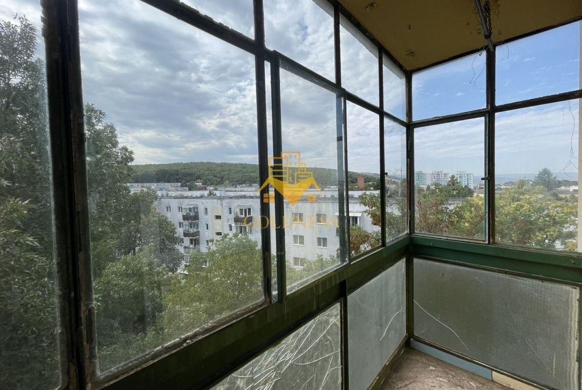 Zona Minerva Petrom Manastur|74 mp decomandat| 2500/m| Parcare si boxa - foto 5