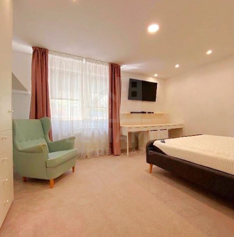 4Decomandate-125mp-Etaj 1-Modern-2Bai-Terasa-Parcare-Avantgarden - Imagine principala