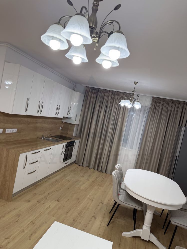 Apartament 3 camere 86 mp utili etajul 2 2 bai zona Stefan cel mare - Imagine principala