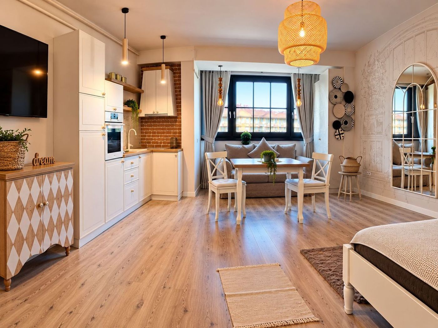 DE ÎNCHIRIAT – CENTRAL PARK - STR. BASARABIEI -  ETAJ 7 - foto 2