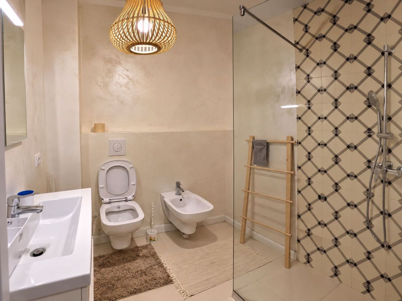 DE ÎNCHIRIAT – CENTRAL PARK - STR. BASARABIEI -  ETAJ 7 - foto 8