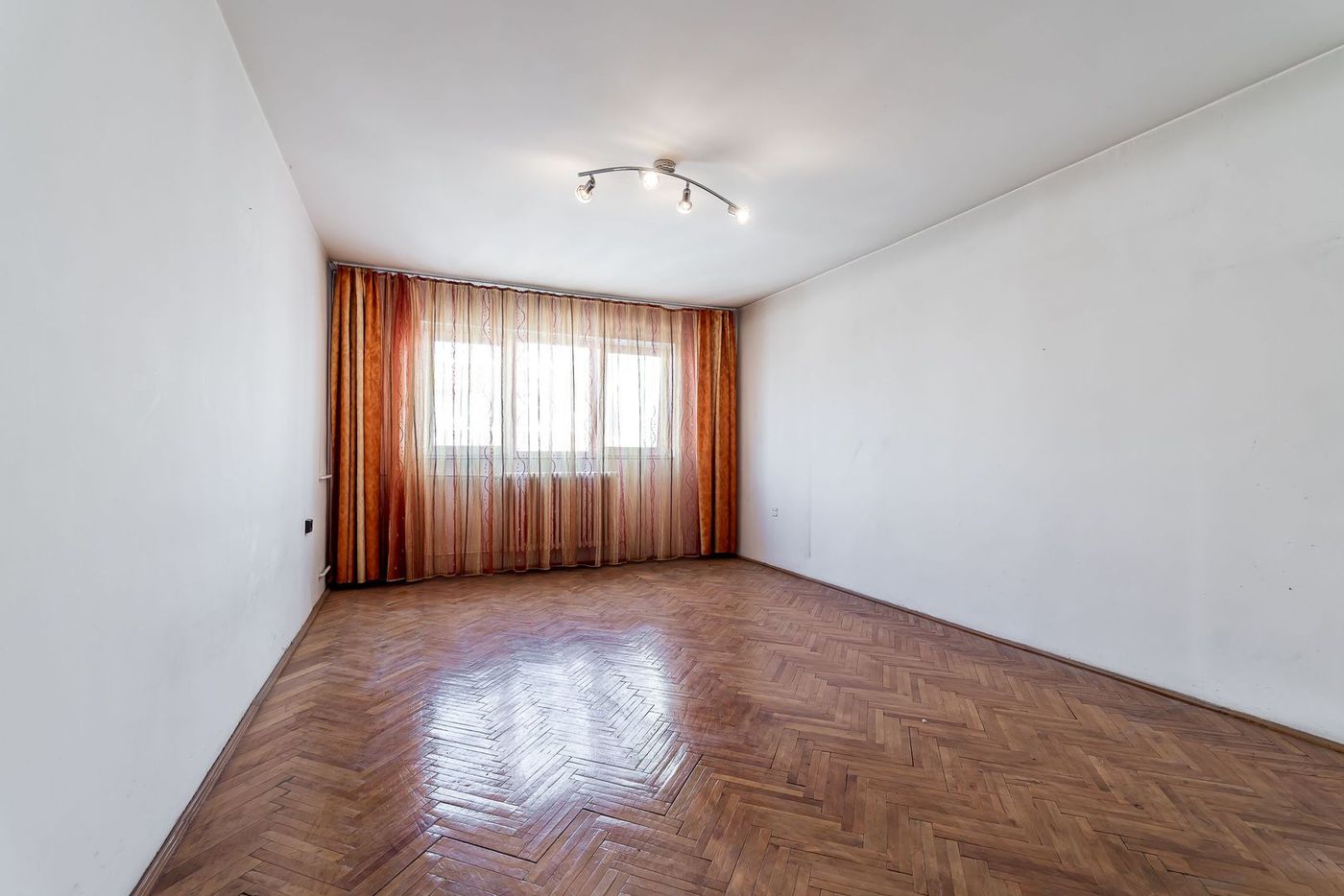 Apartament spatios cu 2 camere decomandat la etajul 3 Comision 0 - Imagine principala