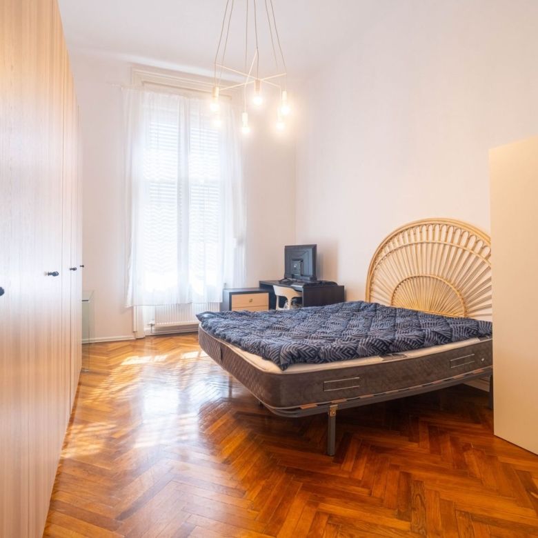 Închiriere apartament ultracentral cu parcare privată | 97 mp, - Imagine principala