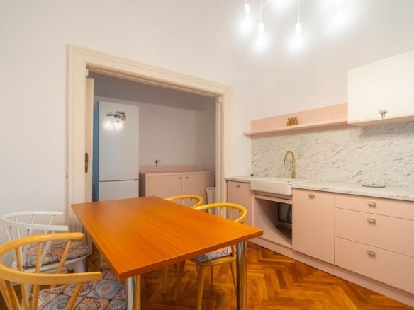 Închiriere apartament ultracentral cu parcare privată | 97 mp, - foto 2
