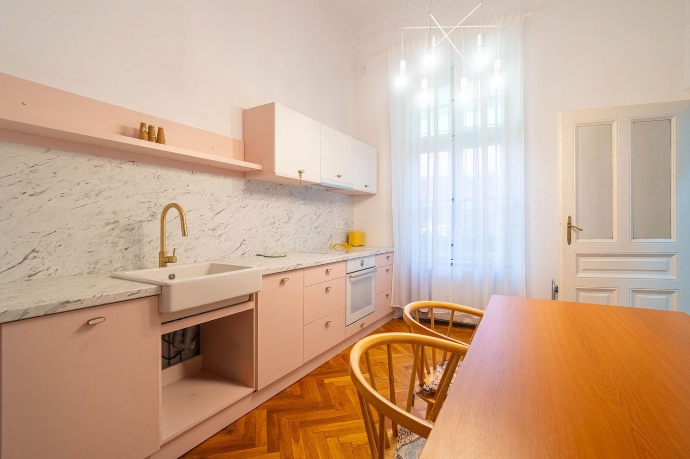 Închiriere apartament ultracentral cu parcare privată | 97 mp, - foto 4