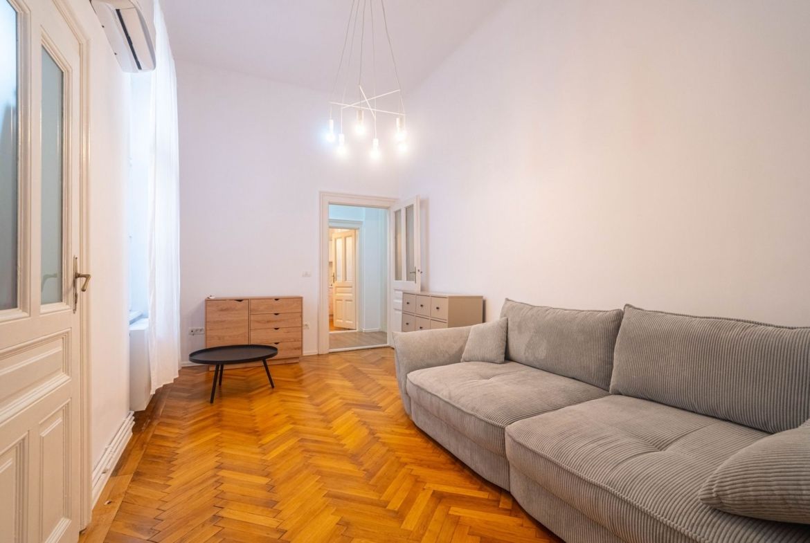 Închiriere apartament ultracentral cu parcare privată | 97 mp, - foto 7