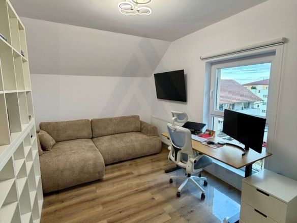 Apartament premium 4 camere 3 dormitoare 2 bai 116 mp in Kogalniceanu - Imagine principala