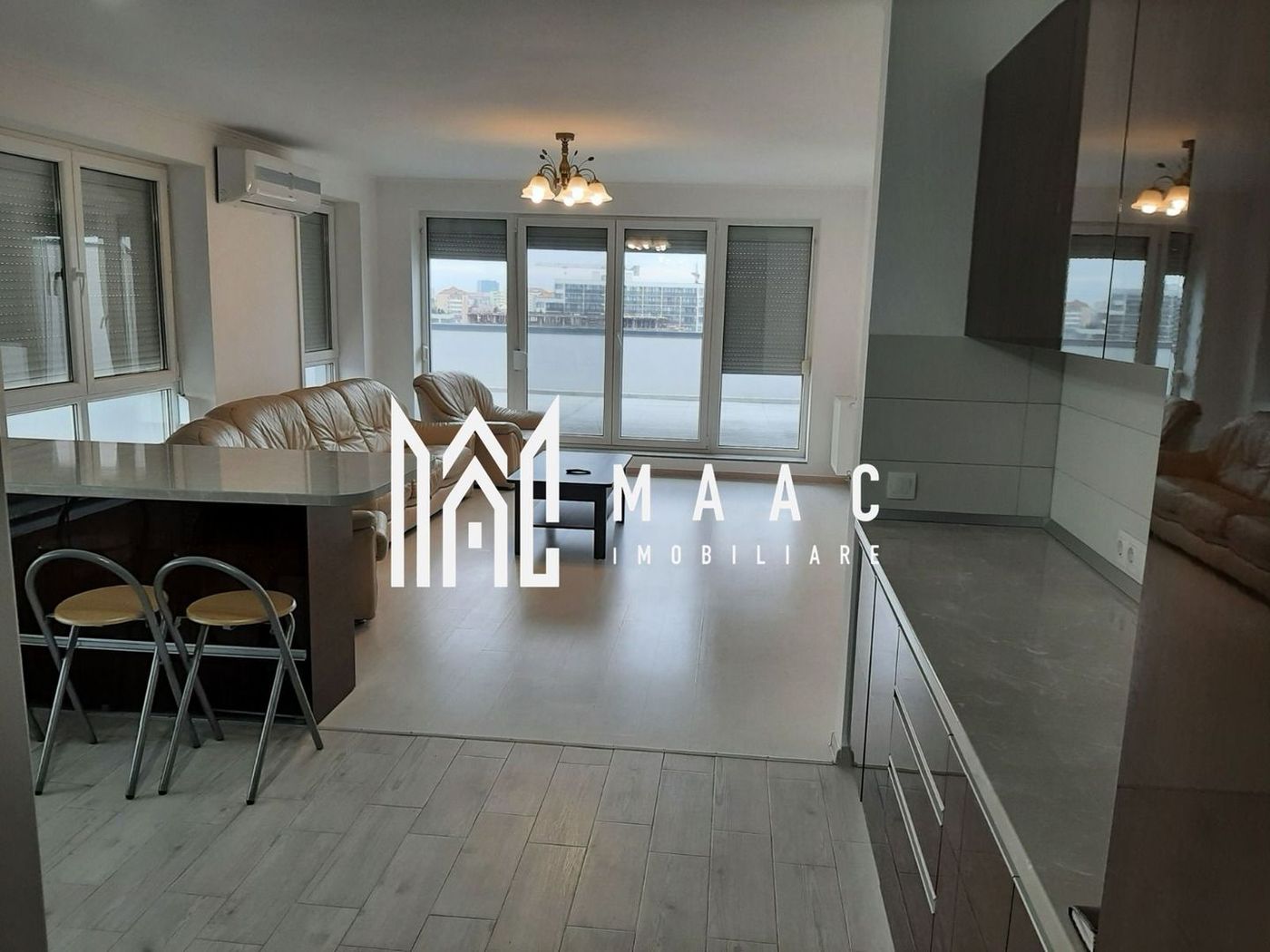Penthouse 3 camere de închiriat | Șelimbăr | terasă 37 mp - foto 2