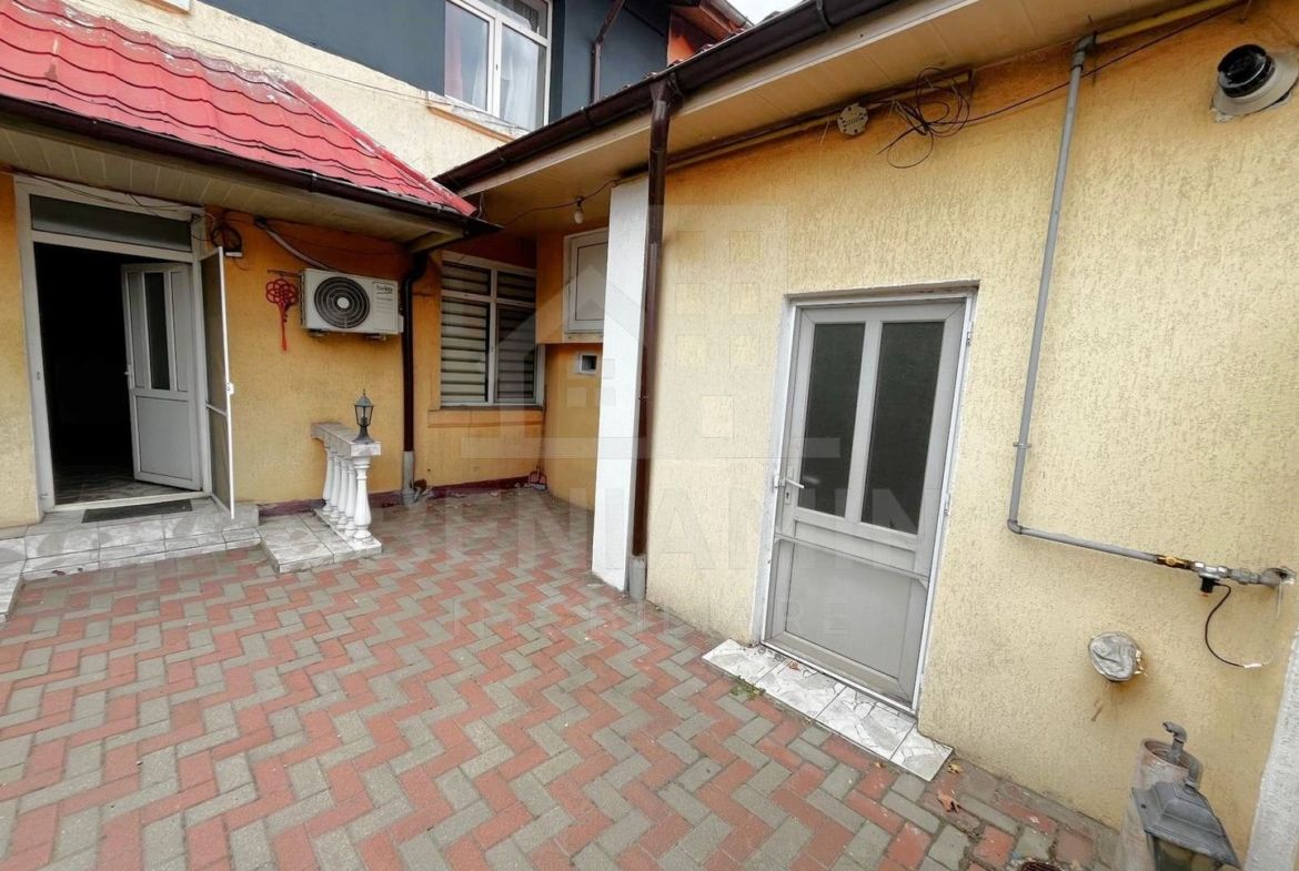 Casa 63mp- 2 Camere-Curte 65mp- Centrala Termica-AC-Zona Autogara - foto 2